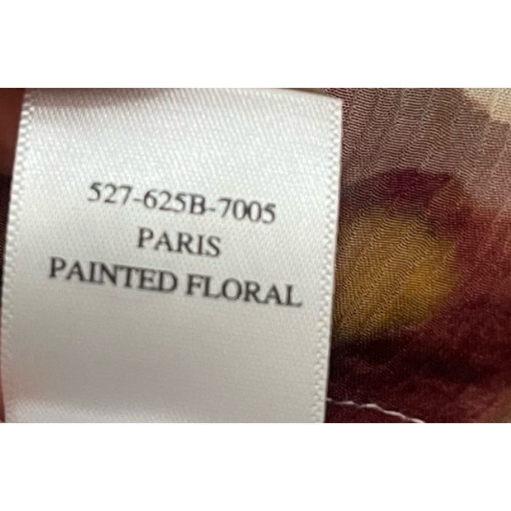 Rails Paris Painted Fall Floral V-Neck Blouse
Puff Sleeve Lace Tie V-neck Size S - Picture 8 of 10